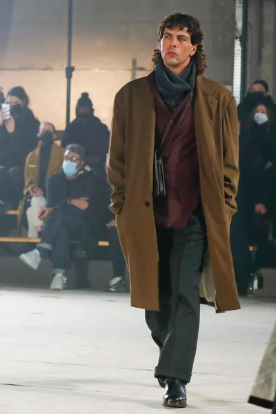 Look 36